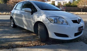 Toyota Auris 1.6 LEI AA 6Vel 2010 lleno