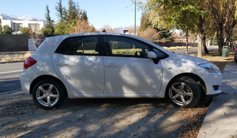 Toyota Auris 1.6 LEI AA 6Vel 2010 lleno