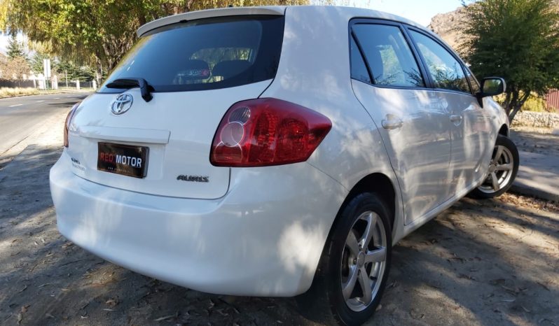 Toyota Auris 1.6 LEI AA 6Vel 2010 lleno