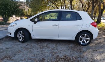 Toyota Auris 1.6 LEI AA 6Vel 2010 lleno