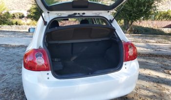 Toyota Auris 1.6 LEI AA 6Vel 2010 lleno
