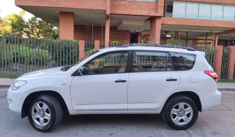 Toyota Rav4 2.4cc 4×2 2011 lleno