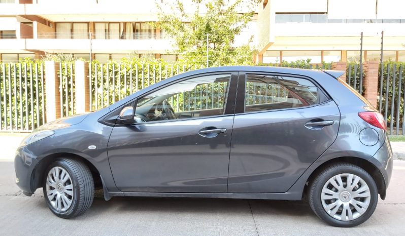 Mazda 2 1.5cc V lleno
