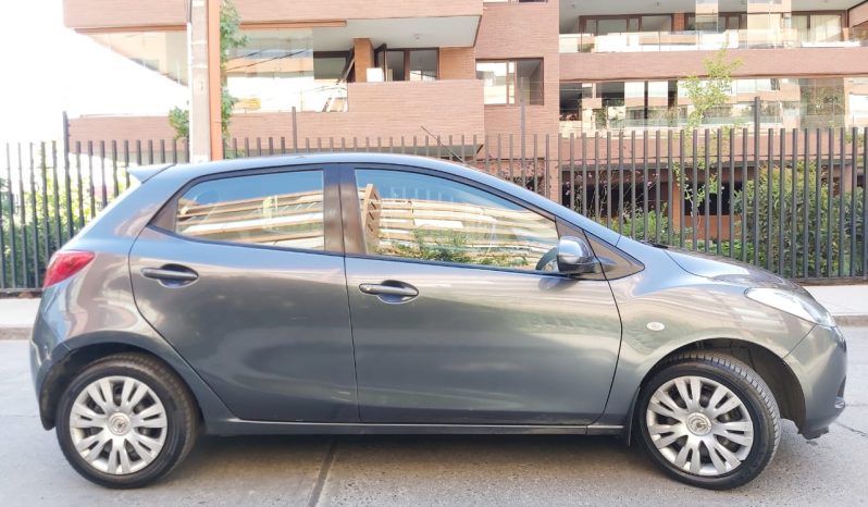 Mazda 2 1.5cc V lleno