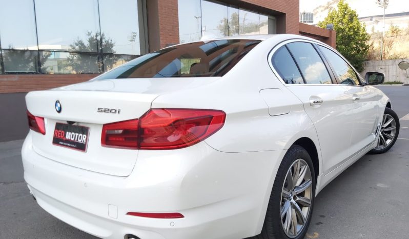BMW  520i 2.0 A Executive 2019 lleno