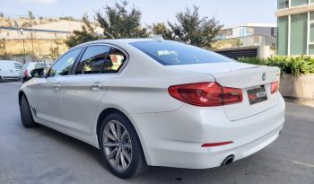 BMW  520i 2.0 A Executive 2019 lleno