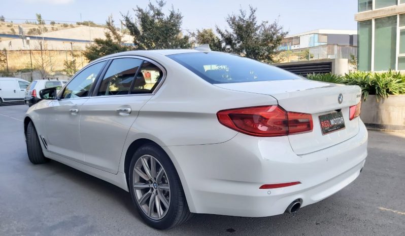BMW  520i 2.0 A Executive 2019 lleno
