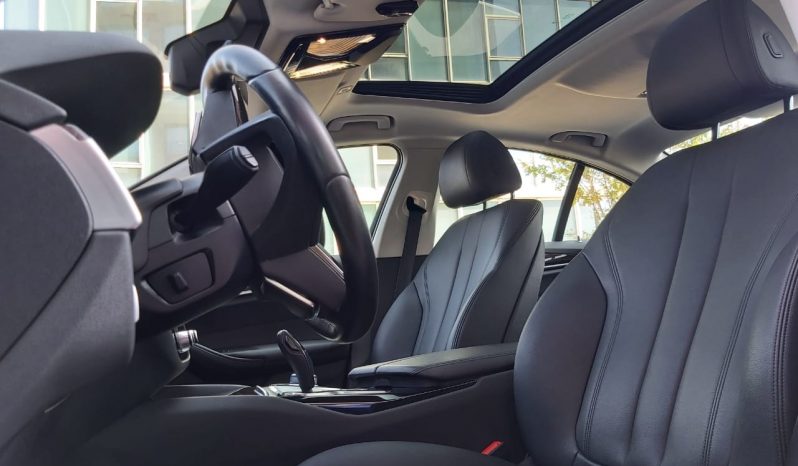 BMW  520i 2.0 A Executive 2019 lleno
