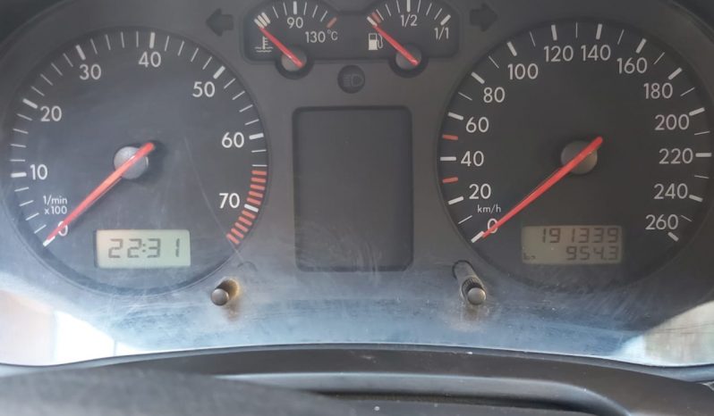 Volkswagen Golf 1.6cc Con Aire 2006 lleno