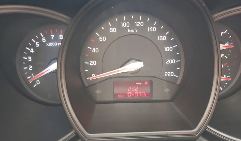 Kia Rio 5 1.4 EX Manual DAB ABS AC 2015 lleno