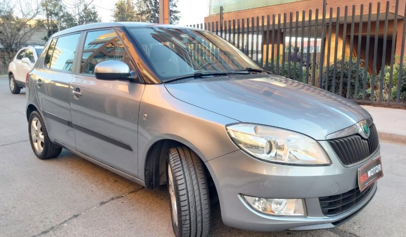 Skoda Fabia Ambiente 1.6  2014 lleno