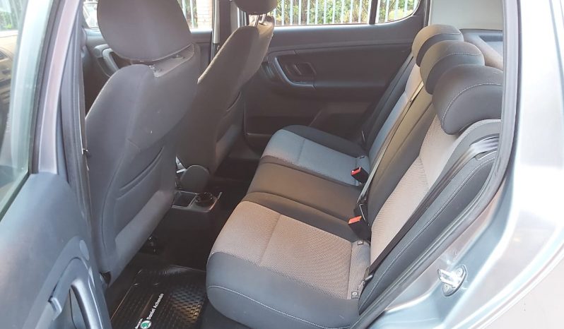 Skoda Fabia Ambiente 1.6  2014 lleno