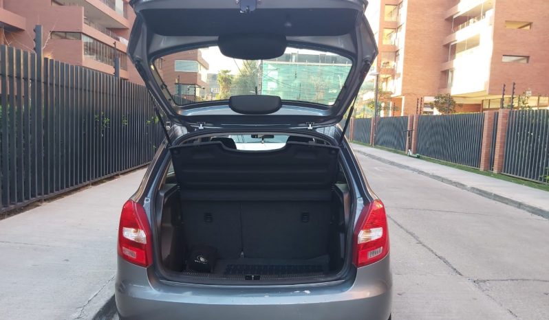Skoda Fabia Ambiente 1.6  2014 lleno