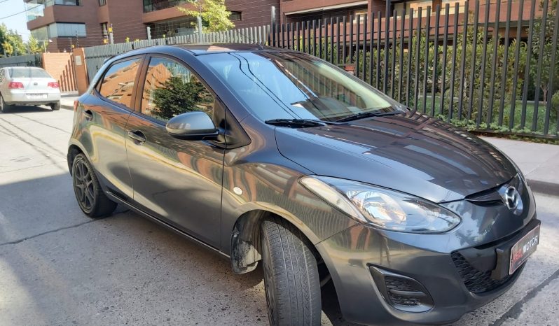 Mazda 2 Sport 2015 lleno