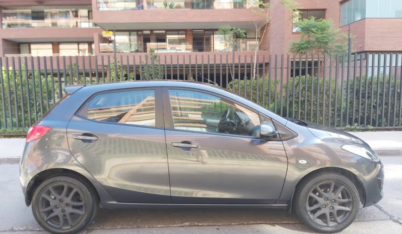 Mazda 2 Sport 2015 lleno