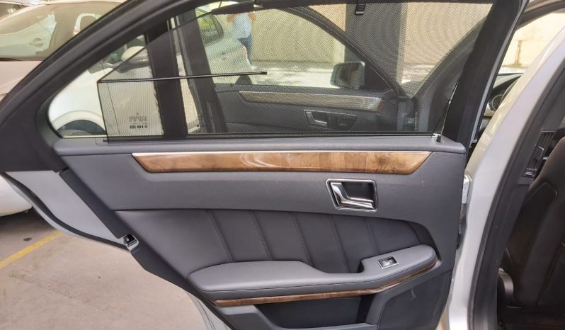 Mercedes-Benz E 500 5.5 E 500 Elegance 2011 lleno