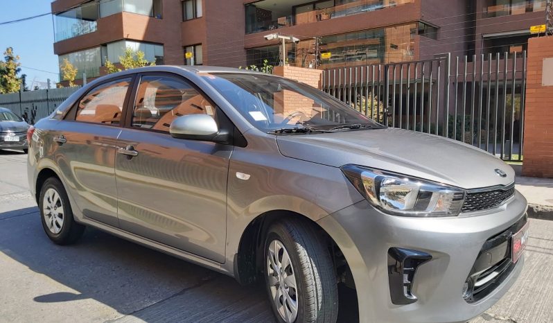 Kia Soluto 1.4 LX AC 2021 lleno