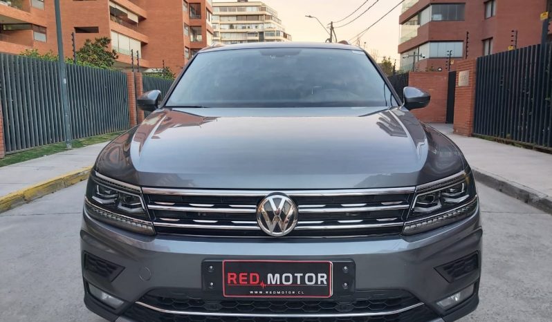 Volkswagen Tiguan Comfortline 2.0 TSI 4×4 7A 2018 lleno