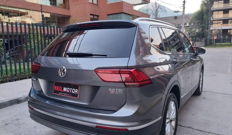 Volkswagen Tiguan Comfortline 2.0 TSI 4×4 7A 2018 lleno