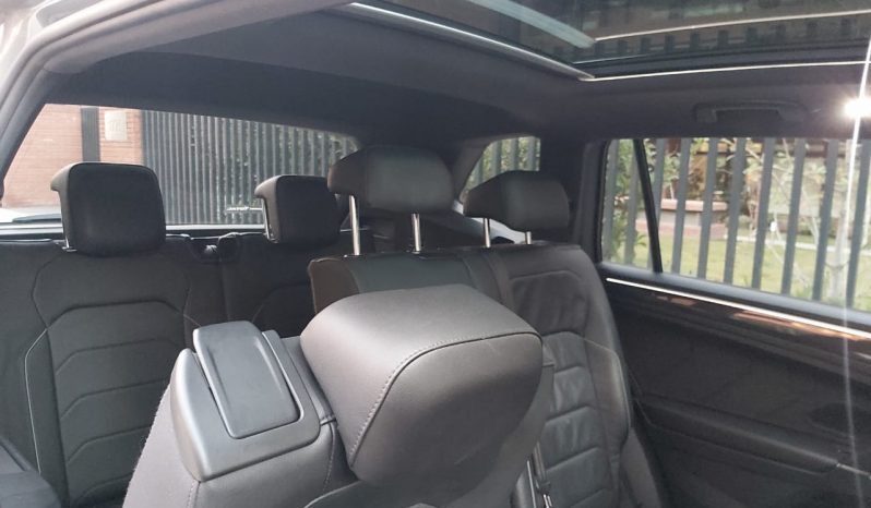 Volkswagen Tiguan Comfortline 2.0 TSI 4×4 7A 2018 lleno