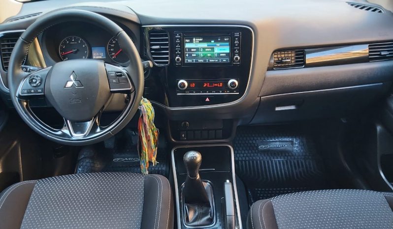 Mitsubishi Outlander 2021 2.0 Manual lleno