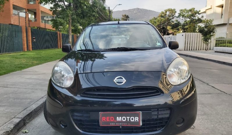 Nissan March 2015 lleno