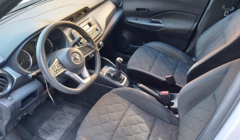 Nissan kicks 2018 lleno