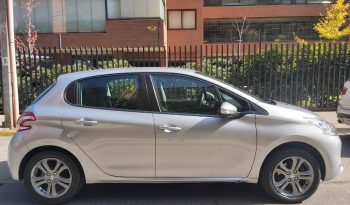 Peugeot 208 diésel 2015 lleno