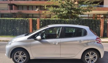 Peugeot 208 diésel 2015 lleno