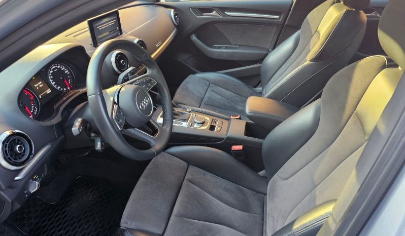 Audi A3 1.4T 35TFSI HB AUT SLINE 2019 lleno