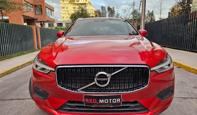 Volvo Xc60 2.0 D4 Momentum Auto 4WD 2021 lleno