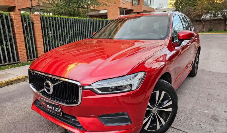 Volvo Xc60 2.0 D4 Momentum Auto 4WD 2021 lleno