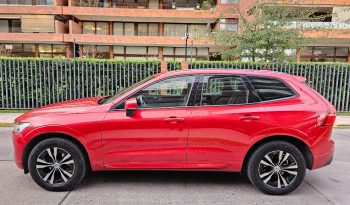 Volvo Xc60 2.0 D4 Momentum Auto 4WD 2021 lleno