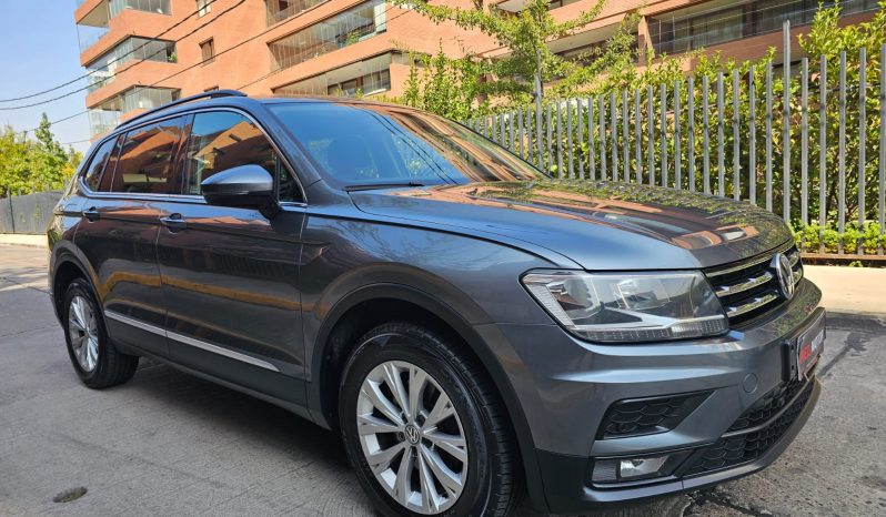 Volkswagen Tiguan 1.4 tsi Comfortline Aut  2018 lleno