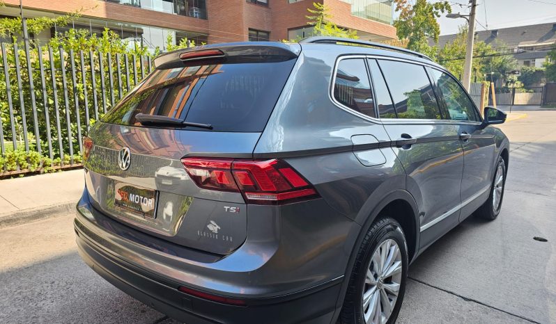 Volkswagen Tiguan 1.4 tsi Comfortline Aut  2018 lleno