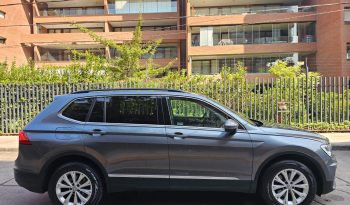 Volkswagen Tiguan 1.4 tsi Comfortline Aut  2018 lleno