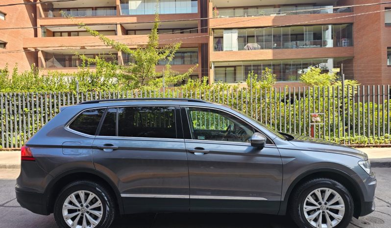 Volkswagen Tiguan 1.4 tsi Comfortline Aut  2018 lleno