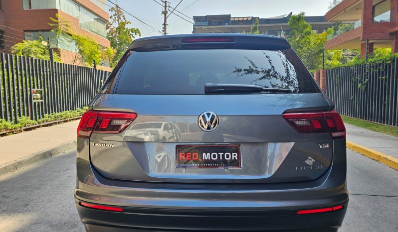 Volkswagen Tiguan 1.4 tsi Comfortline Aut  2018 lleno