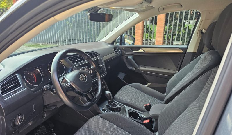 Volkswagen Tiguan 1.4 tsi Comfortline Aut  2018 lleno