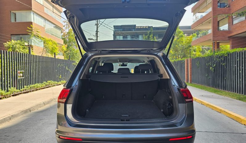 Volkswagen Tiguan 1.4 tsi Comfortline Aut  2018 lleno