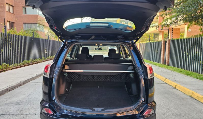 Toyota Rav4 2017 lleno