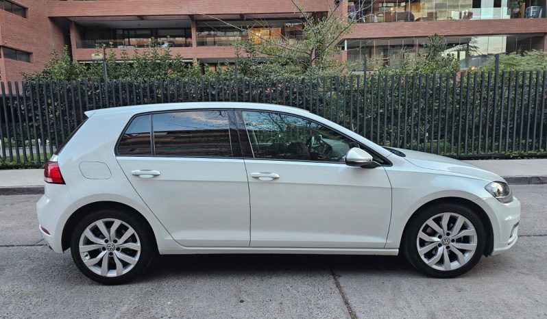 Volkswagen Golf 1.4 TSI DSG Auto Design AT 2018 lleno