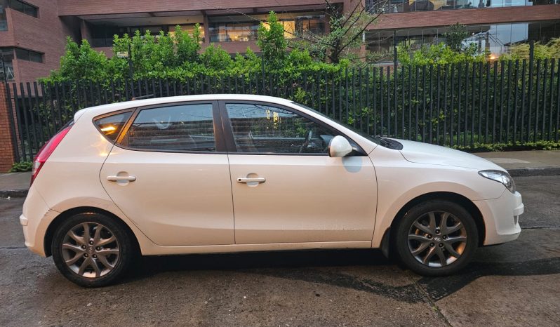 Hyundai i30 2011 lleno