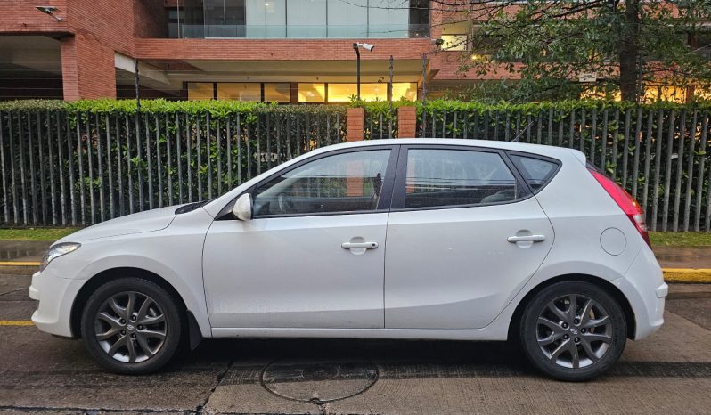 Hyundai i30 2011 lleno