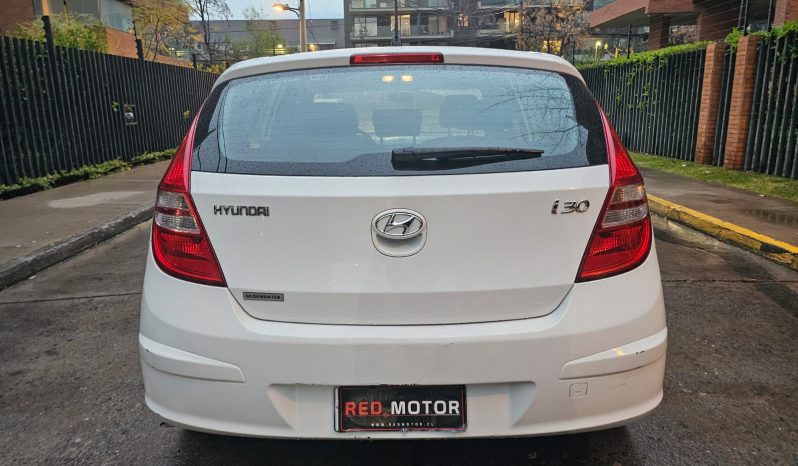 Hyundai i30 2011 lleno